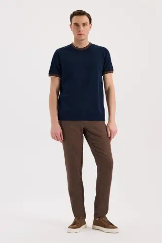 To'q ko'k rangli, slim fit, yumaloq yoqali, 100% paxta futbolka - JAKAMEN (1)