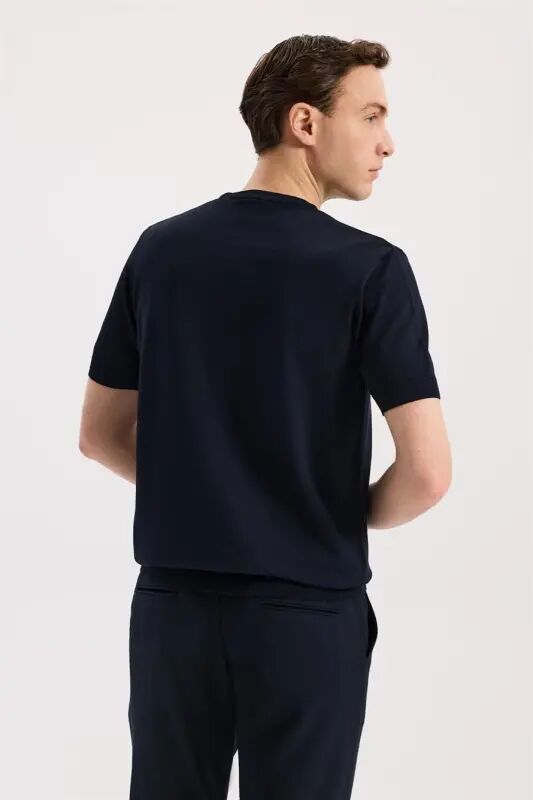 To'q ko'k rangli Slim Fit yumaloq yoqali Rayon T-Shirt - 4