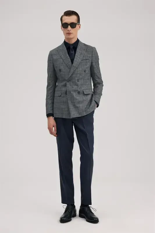 To‘q ko‘k Slim Fit ikki qatorli kostyum - 1