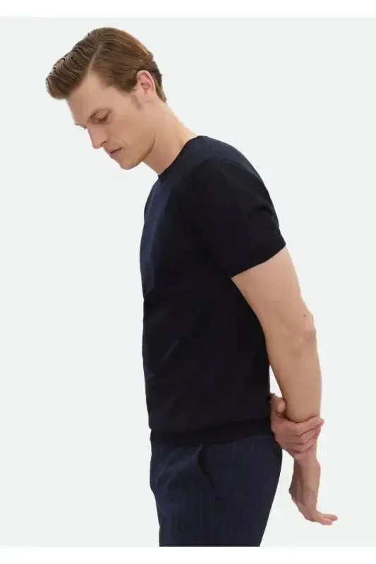 To'q ko'k velosiped yoqali tekis naqshli 100% paxta triko - 4