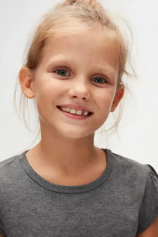 To‘q kulrang oddiy qizlar uchun futbolka, dumaloq yoqali, tarvuz yengli - Kulrang 5 - 3