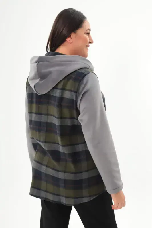 To'rtburchak naqshli tugmachali cho'ntakli jigarrang kurtka - 5