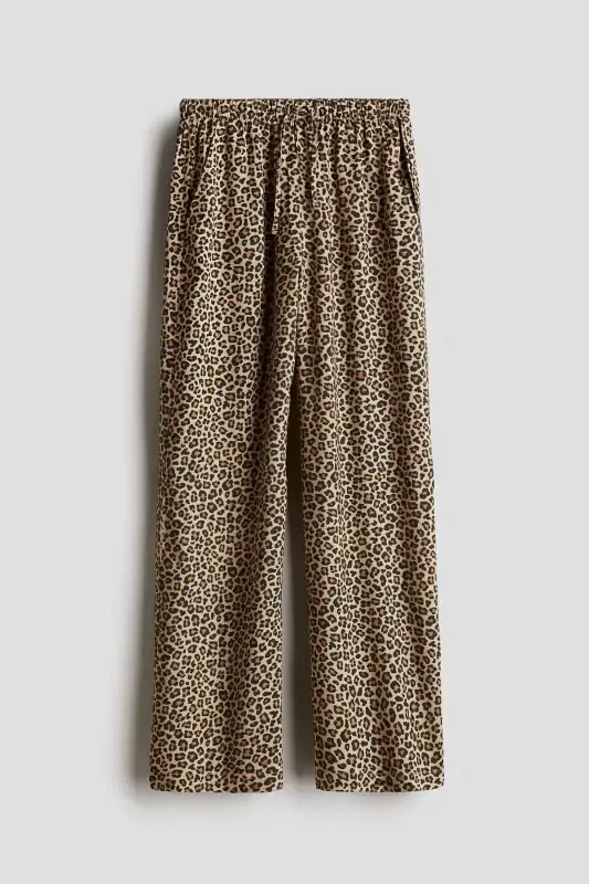 Tortib o'rnatilgan shim - H&M