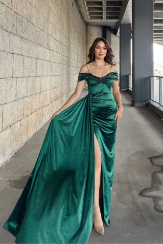 Toshli Drape Yoqali Yirtiq Detal Dumli Yashil Kechki Libos 582553 - MEKAFASHION (1)