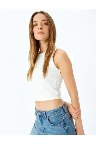 Toshli Halter Yaka Yengsiz Skuba Top Bluzka - Oq 
