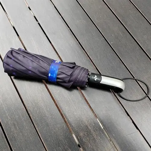 TradMall Travel Soyabon shamolga chidamli, 46 dyuymli katta soyabon, 10 ta mustahkam shisha tolali qovurg'a, ergonomik tutqich, avtomatik ochish va yopish, yulduzli osmon - 3
