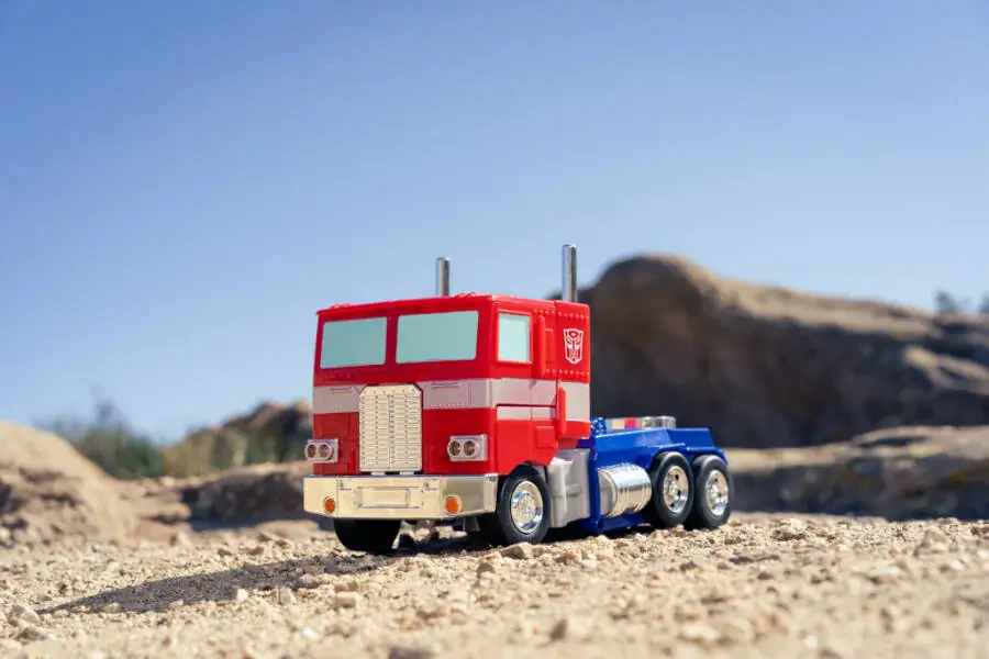 Transformers Optimus Prime Converting RC Radio Control Vehicle - 20