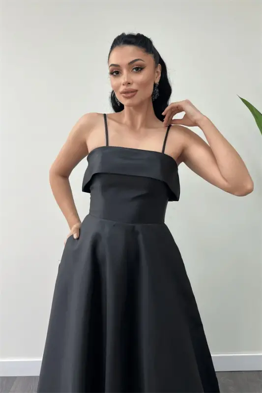 Трапециевидное атласное платье на бретельках - ЧЕРНЫЙ - 3