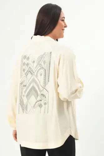 Trend42plus Большой Размер Куртка Oversize Экрю с Принтом Камней на Спине - BÜYÜKBEDENIZ (1)