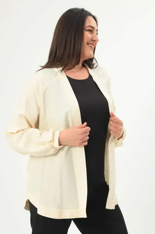 Trend42plus Большой Размер Куртка Oversize Экрю с Принтом Камней на Спине - 4