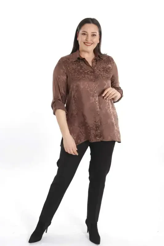 Trend42plus Katta hajmli leopard naqshli flosh jigarrang viskoza ko'ylak - BÜYÜKBEDENIZ