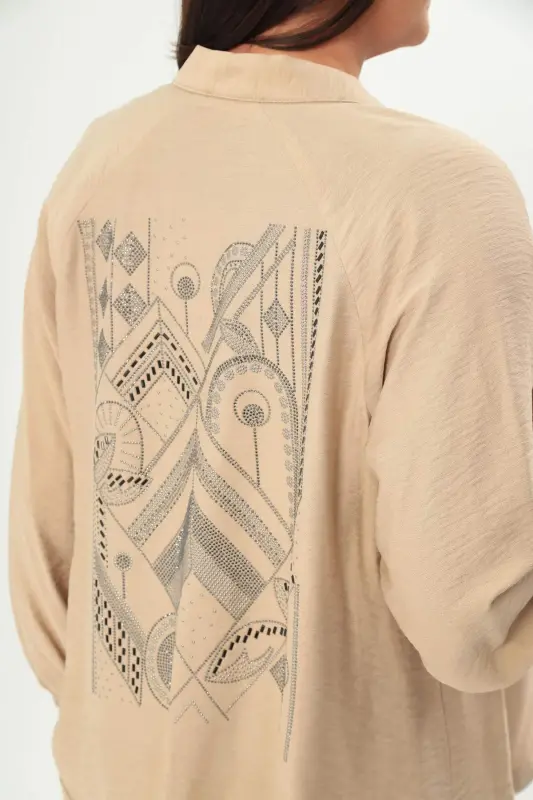 Trend42plus Kattayi O'lcham Orqa Tasvirli Oversize Vizon Ko'ylak - 5