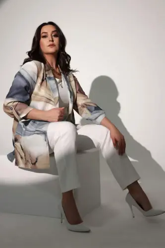 Trend42plus Plus Size Batik Pattern Wrap Collar Grey Jacket - 5