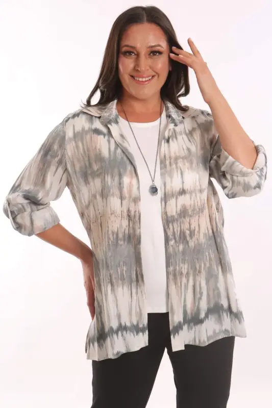 Trend42plus Plus Size Batik Patterned Glittery Shirt Blouse Powder Set - 3