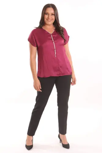 Trend42plus Plus Size Burgundy Crash and Chain Detailed Satin Blouse - BÜYÜKBEDENIZ (1)