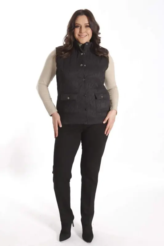 Trend42plus Snap Fastener Quilted Black Vest - 1