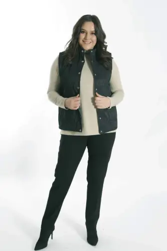 Trend42plus Snap Fastener Quilted Black Vest - 3