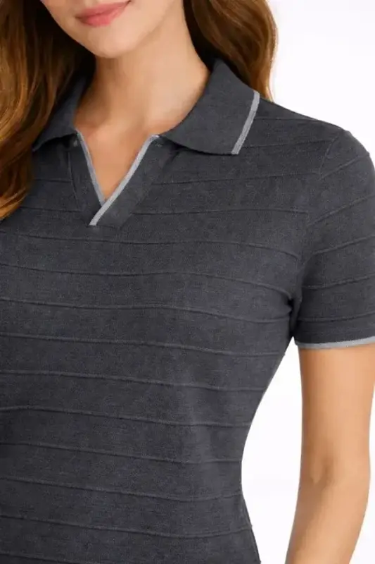 Triko Kumaş Yakalı Düğmesiz Açık Yaka Fitilli Kısa Kollu Regular Fit Tişört T-shirt - Siyah - 4