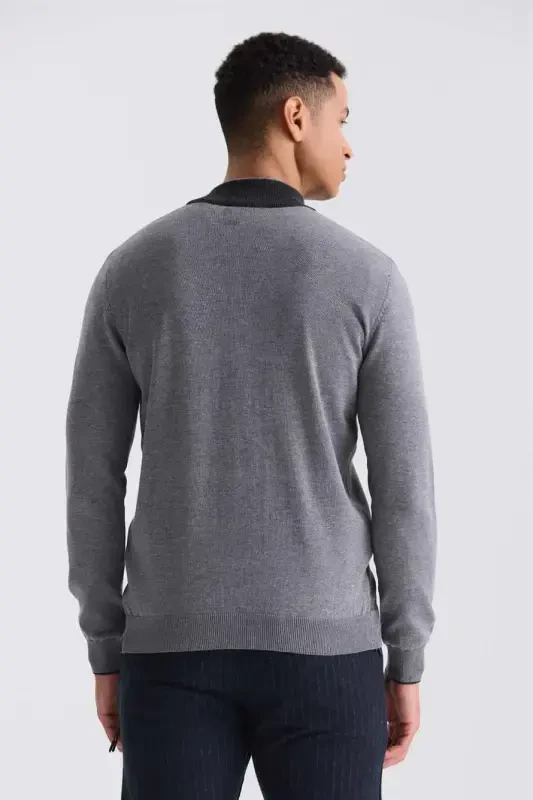 Трикотажная кофта на молнии Slim Fit серого цвета - 4