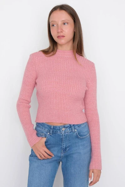 Трикотажный свитер в рубчик с воротником-стойкой K3303-asn75 - 2