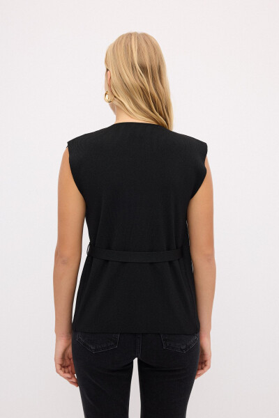 Трикотажный жилет на завязках - 6