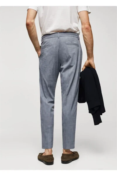 Trousers with clasp pattern - 4