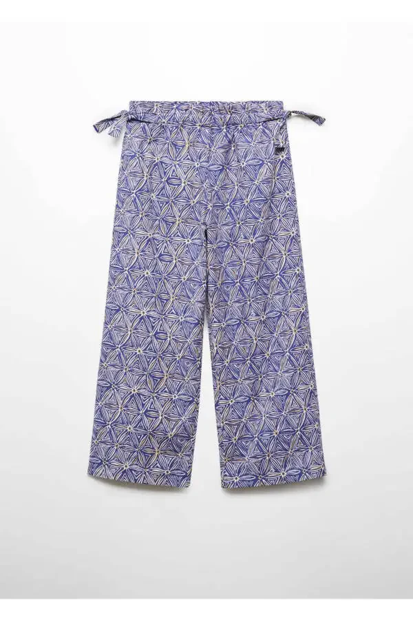 Trousers with lace detailing - 1