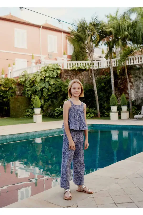 Trousers with lace detailing - 3