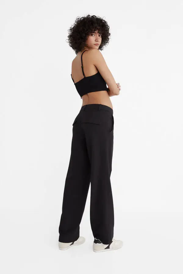 Trousers with pockets - 10