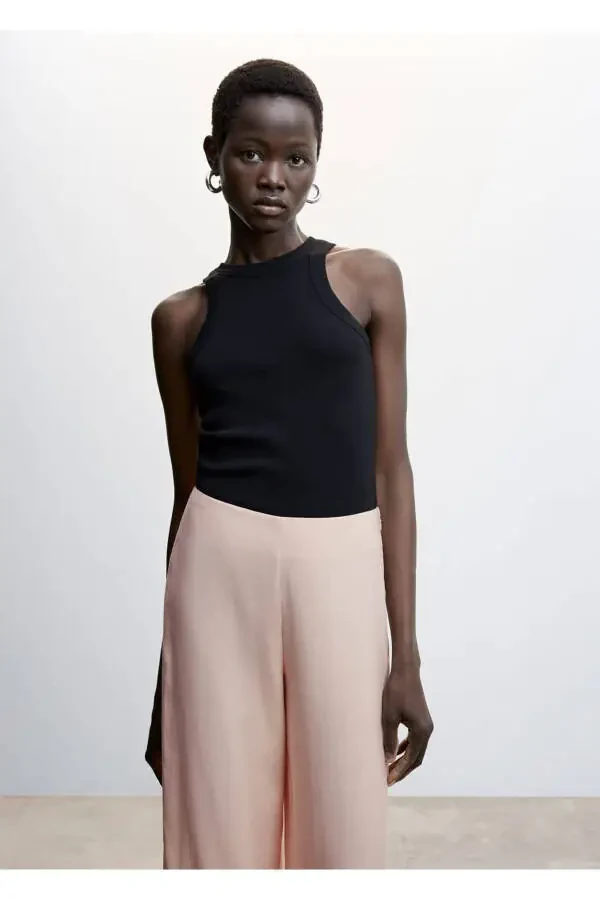 Trousers with Ripped Cuffs - 5