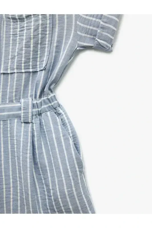 Tugmachali qisqa yengli cho'ntak detalli ko'ylak yoqali mini salopet kombinezon - 5