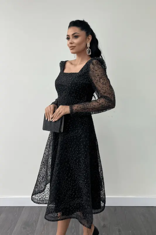 Tulli yaltiroq matoli kvadrat yoqali midi kechki libos - QORA-QORA - 4