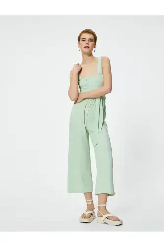 Tulum Qalin Askili Qisqa Toʻgʻri Keng Paça Kvadrat Yoqali Burmalangan - 1