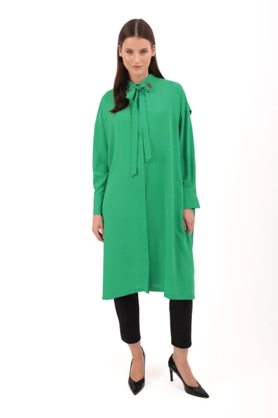 Tunic with detailed hood and cape back. - 3