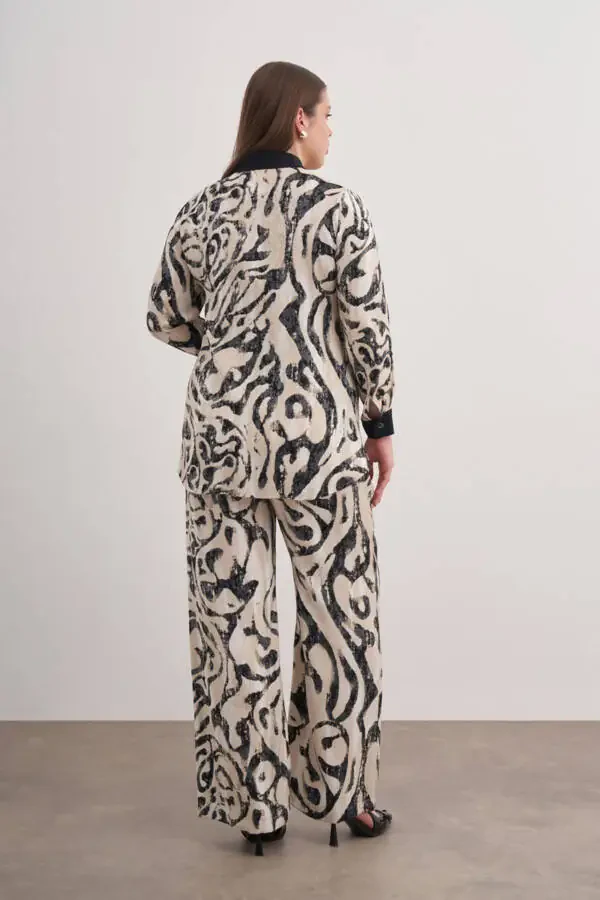 Tunic with Pleated Brooch Detail - 6