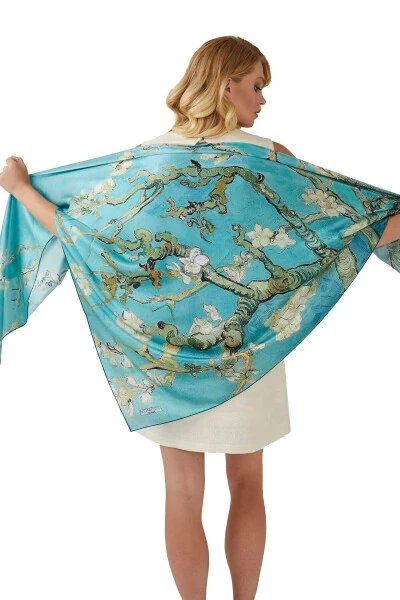 Turkuaz Van Gogh Bodom Gulchalari 140x140 Kvadrat Yangi Bahor Yoz Kolleksiyasi 100% Atlas Ipak Shal - DERIDERIM (1)