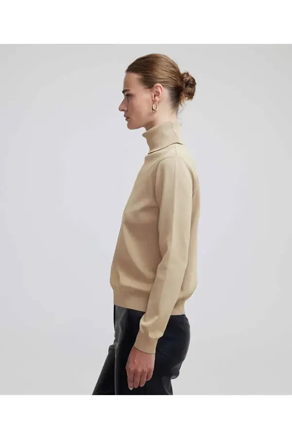 Turtleneck basic knitted sweater - 5