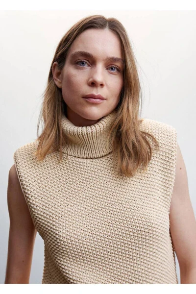 Turtleneck Knitted Vest - 7