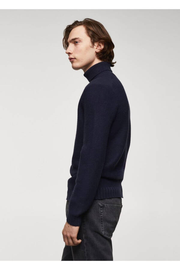 Turtleneck sweater - 6