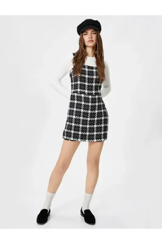 Твидовый Шорты Комбинезон С запахом Спереди Широкие Бретели - Koton