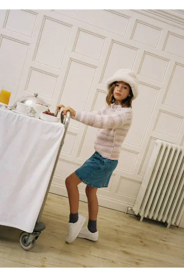 Two-Tone Knit Sweater - 3