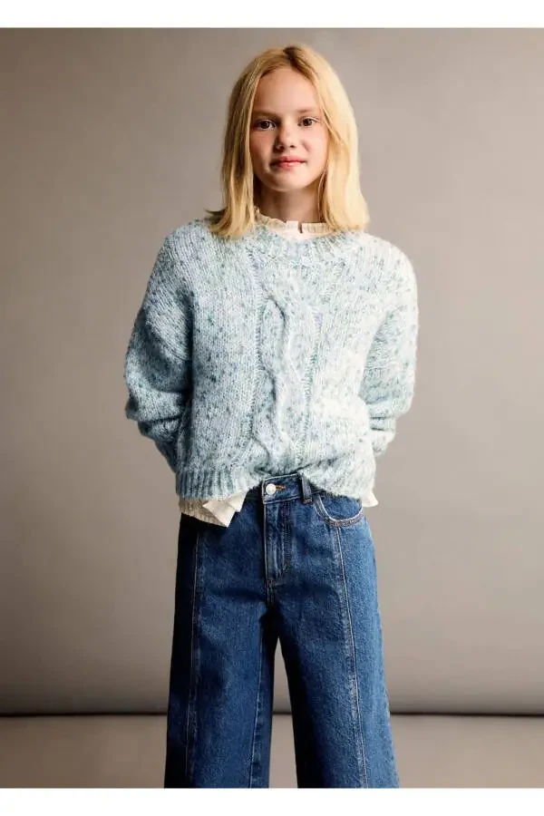 Two-Tone Knitted Sweater - 2