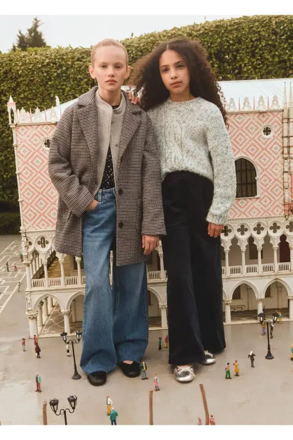 Two-Tone Knitted Sweater - 5