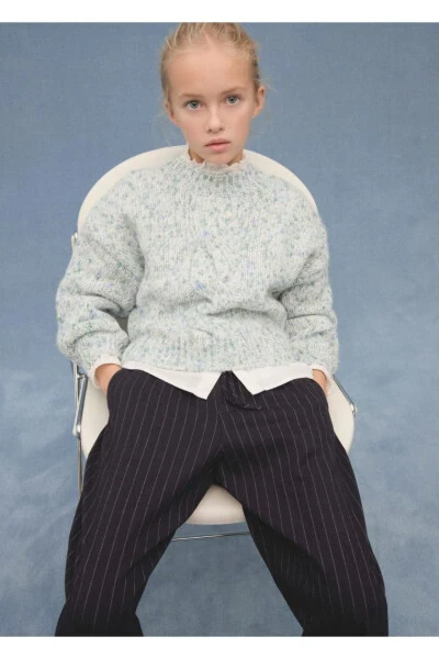 Two-Tone Knitted Sweater - 7