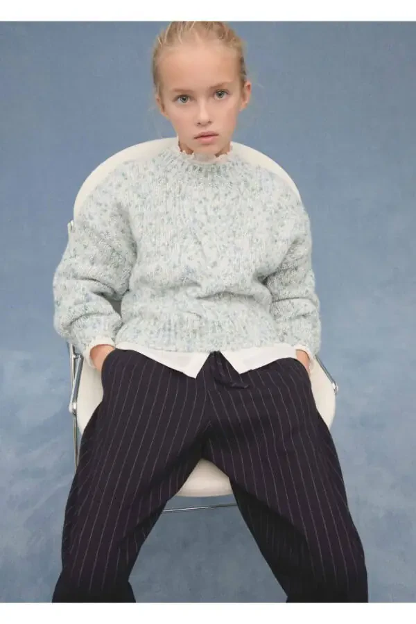 Two-Tone Knitted Sweater - 7