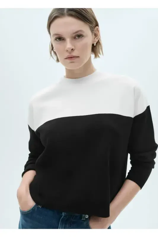 Two Tone Perkins Collar Sweater - 4