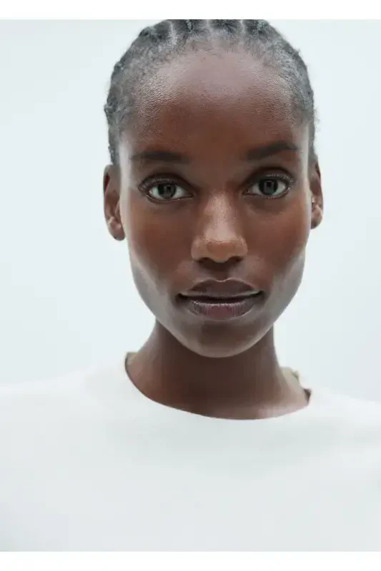 Two Tone Perkins Collar Sweater - 7