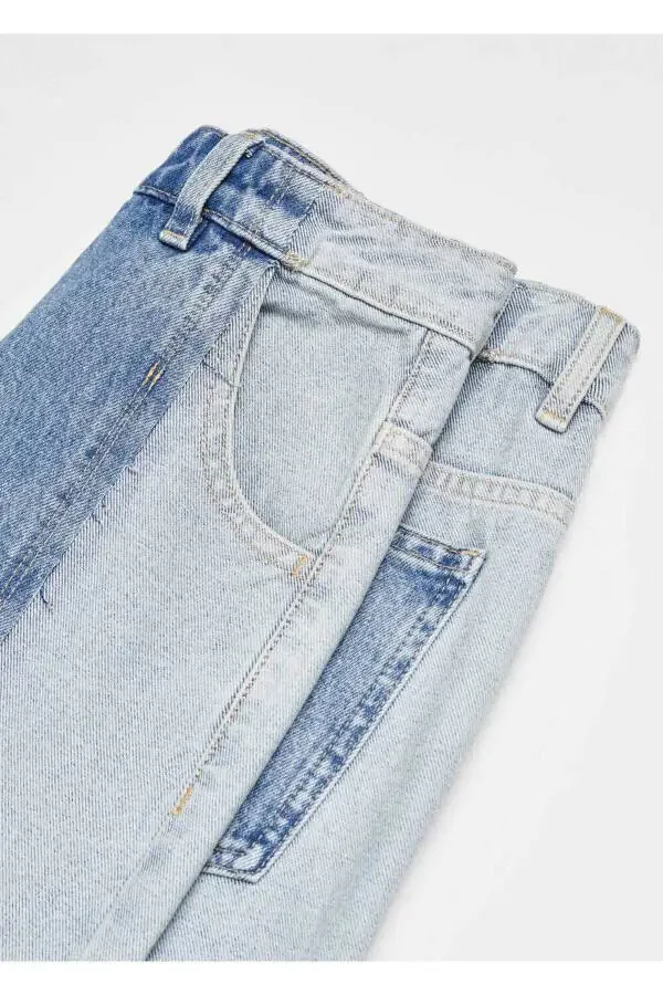 Two-Tone Straight Leg Jeans - 5