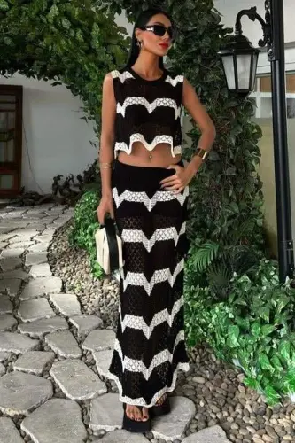 Üç İplik Düz Bisiklet Yaka SweatShirt - Bej - BÜYÜKBEDENIZ (1)