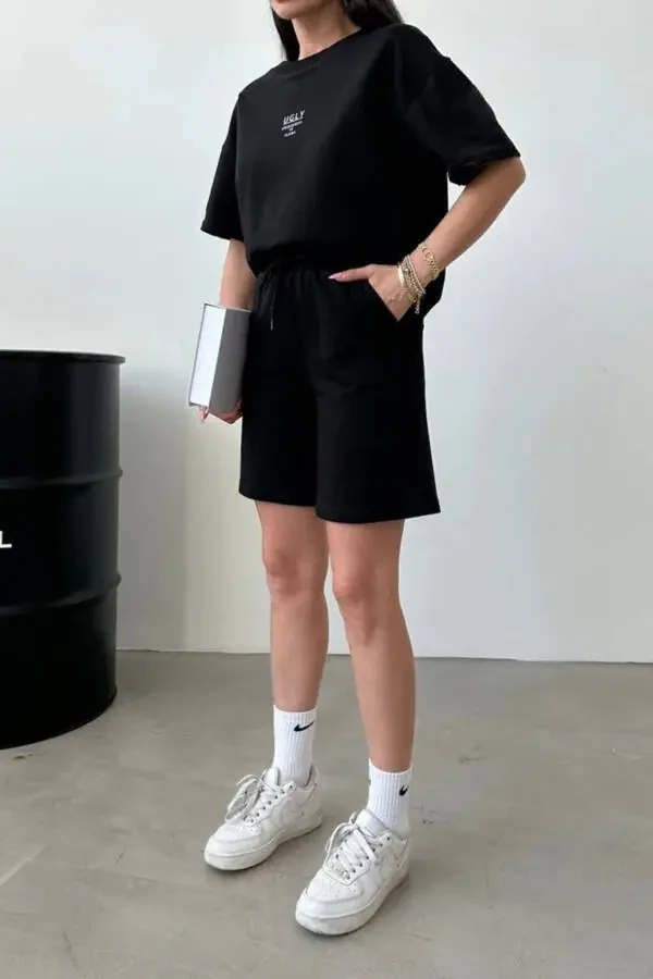 Ugly T-shirt Shorts - Black Top Bottom Matching Shorts T-shirt Set Printed Oversize Crew Neck - 3